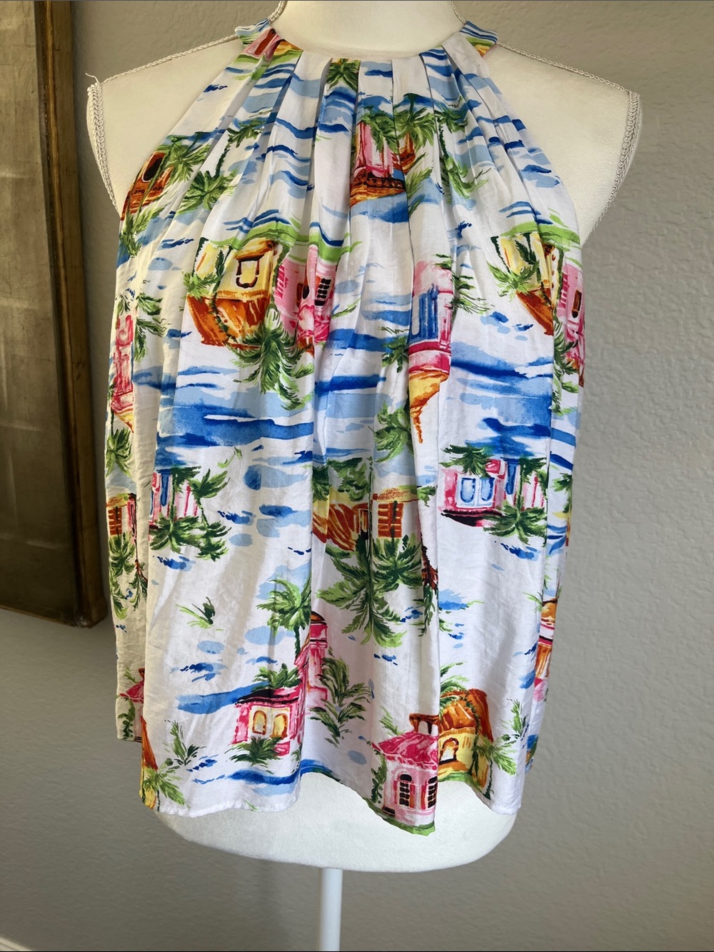 Sleeveless Halter Vacation Print Top - White / Blue / Pink